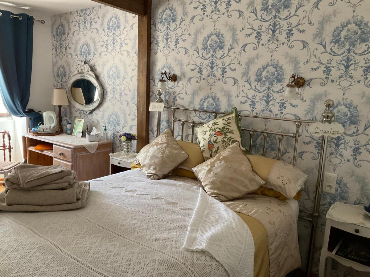Le Jardin De Rose 24 Feuillebert Romagne 86700 Bed and Breakfast Εξωτερικό φωτογραφία
